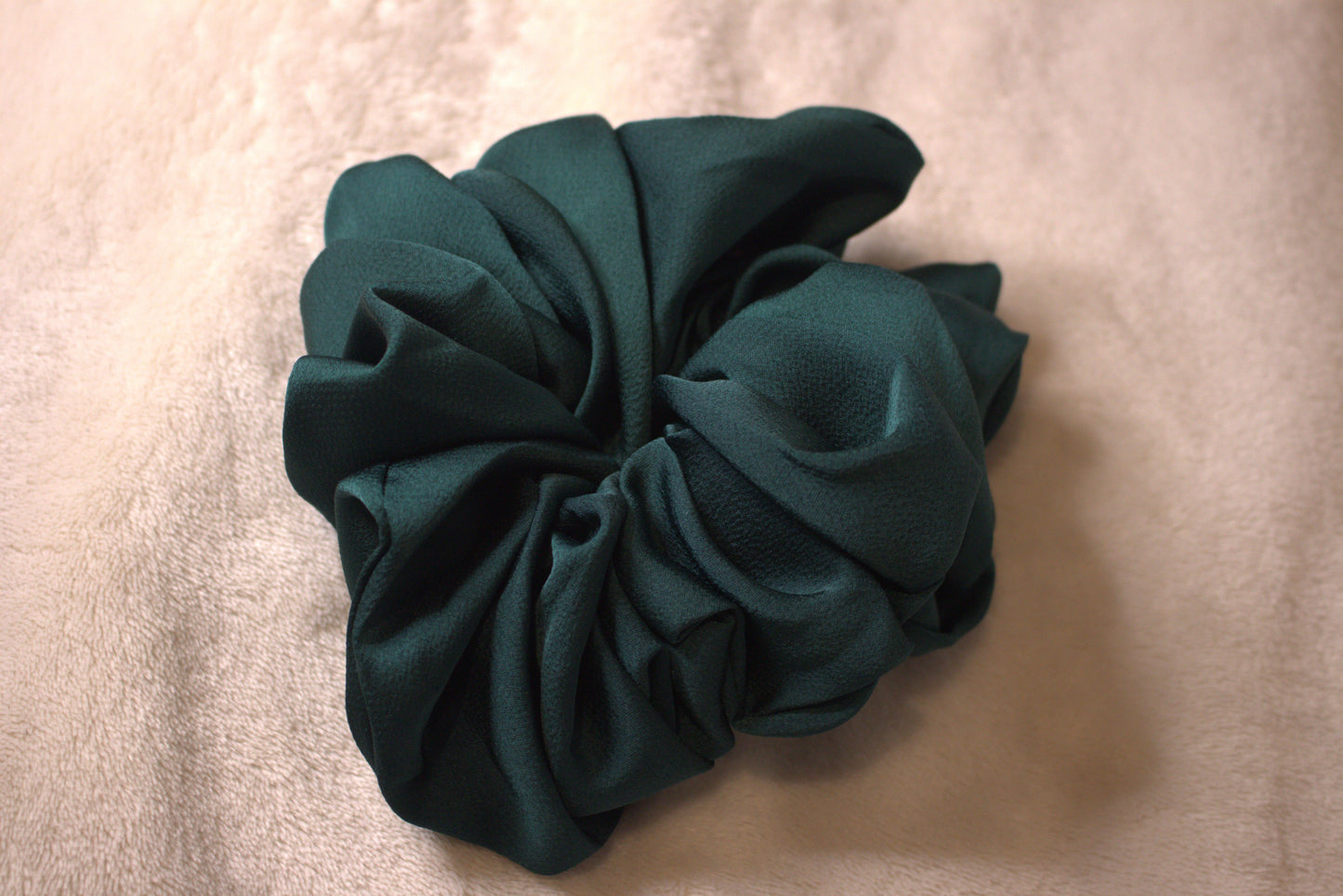 Volumizing scrunchie