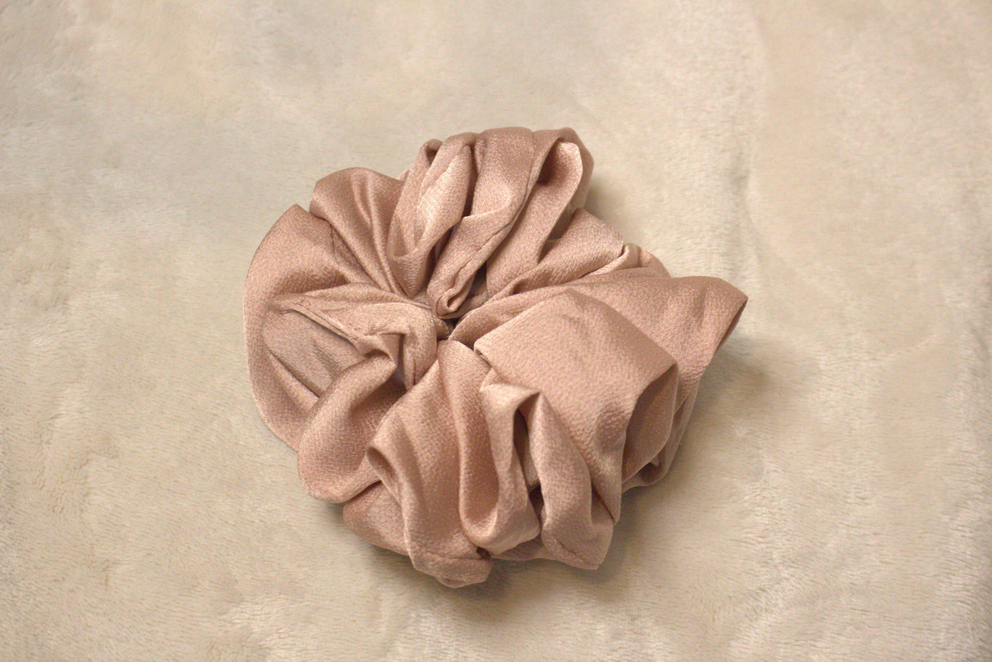 Volumizing scrunchie