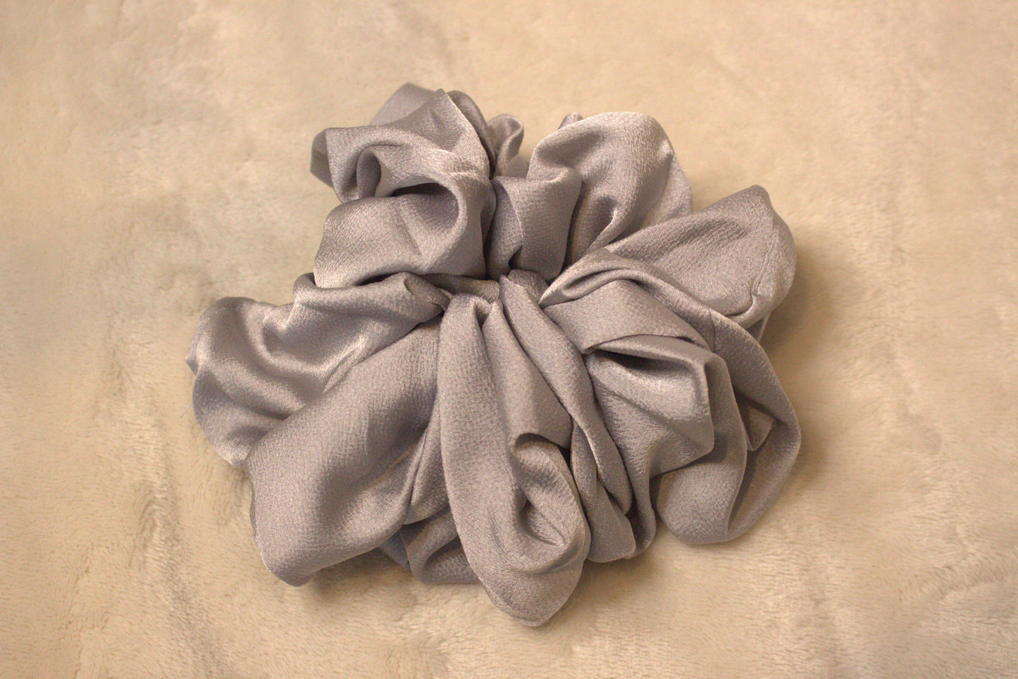 Volumizing scrunchie